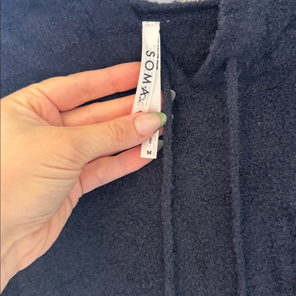 Soma Ultra Plush Hoodie in Navy size Medium - Picture 6 of 8